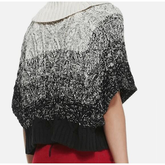 NEW! Alice+Olivia S Cowl Neck Chunky Knit Sweater Ombre Stripe Cream Gray Black - Picture 5 of 10